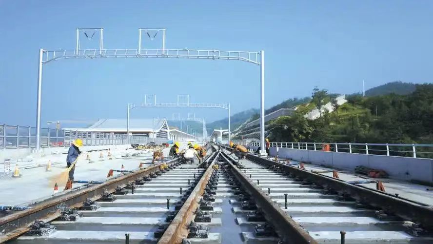 高铁高性能混凝土.jpg
