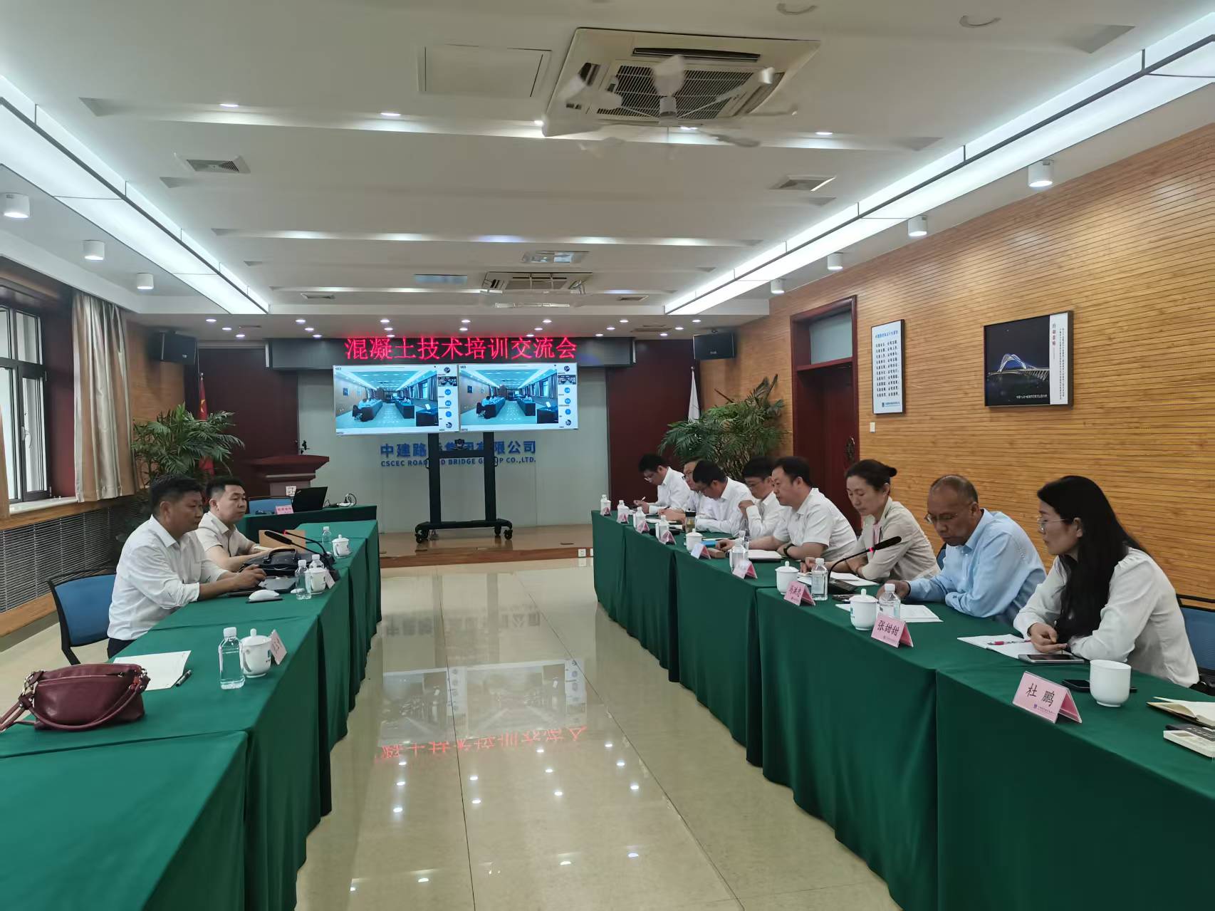 中建路桥2.jpg